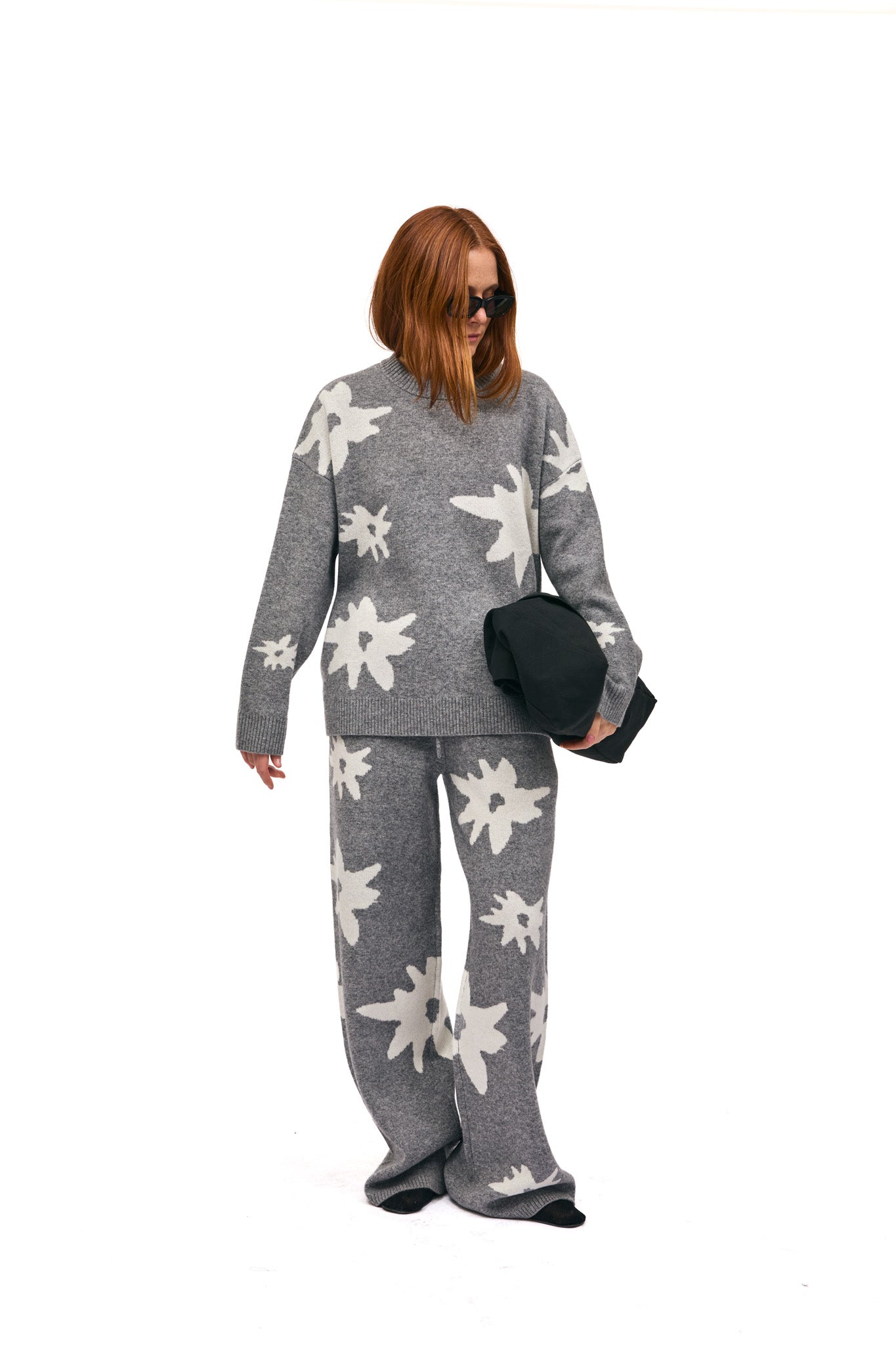 Edelweiss Flower Knit - Grey Melange
