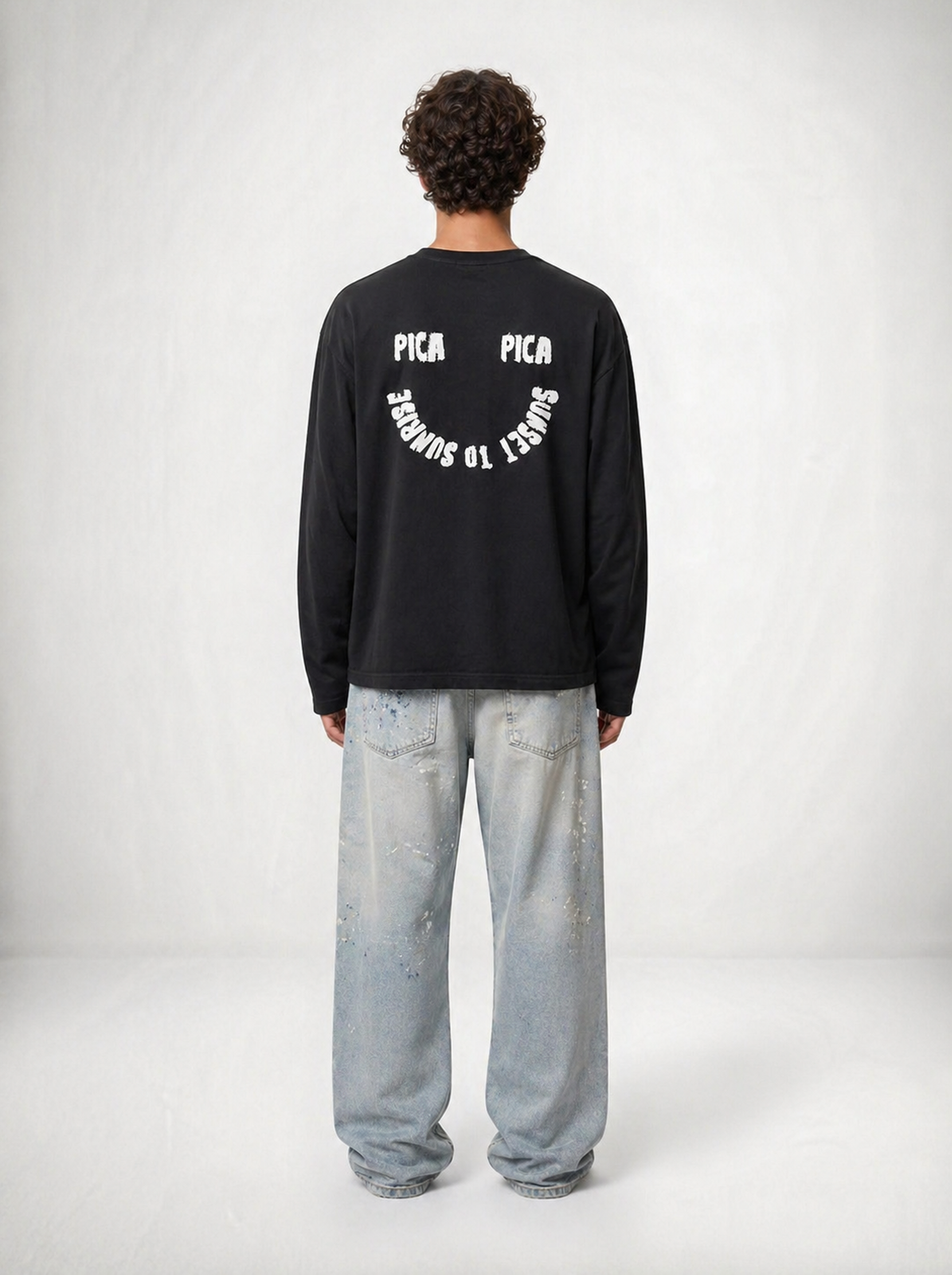 Pica Smile - Black